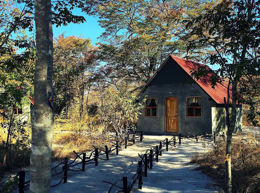 Gwango Heritage Resort Dete Buitenkant foto