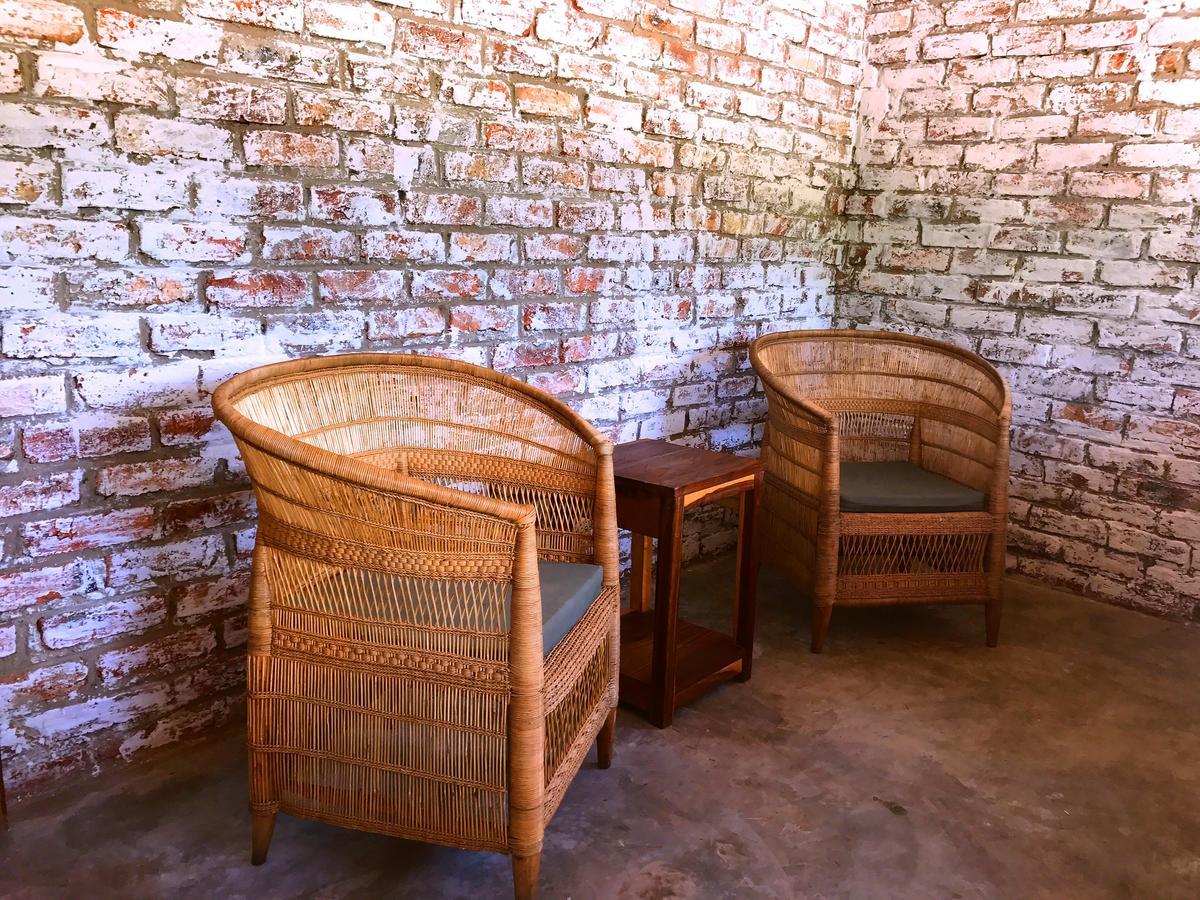 Gwango Heritage Resort Dete Buitenkant foto
